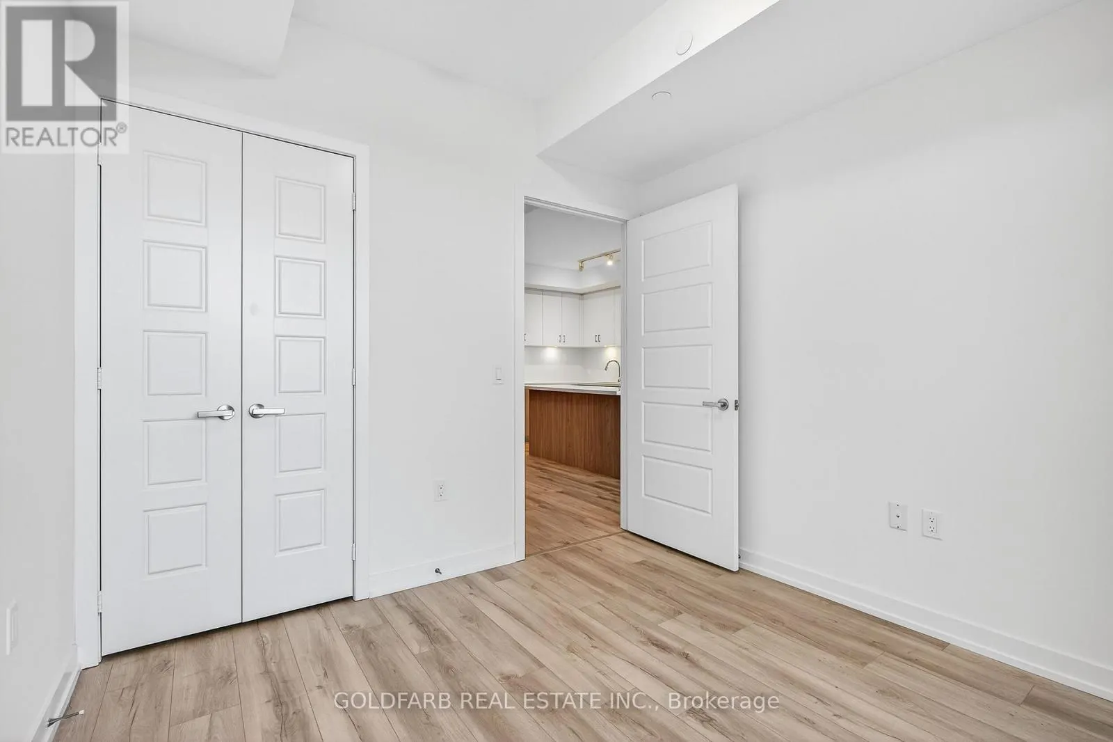 142 - 333 SUNSEEKER AVENUE