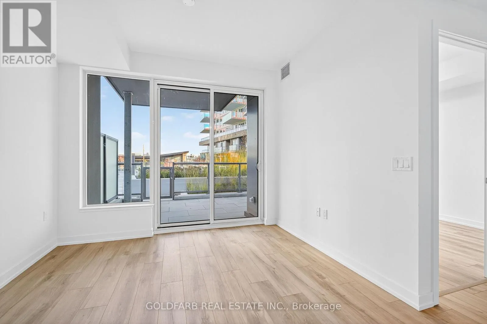 142 - 333 SUNSEEKER AVENUE