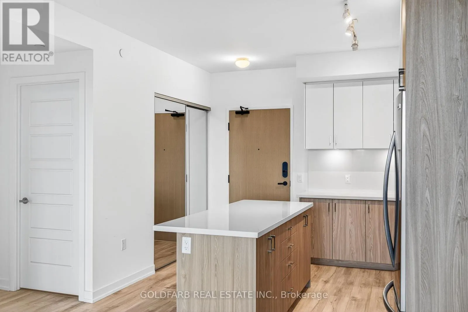 142 - 333 SUNSEEKER AVENUE