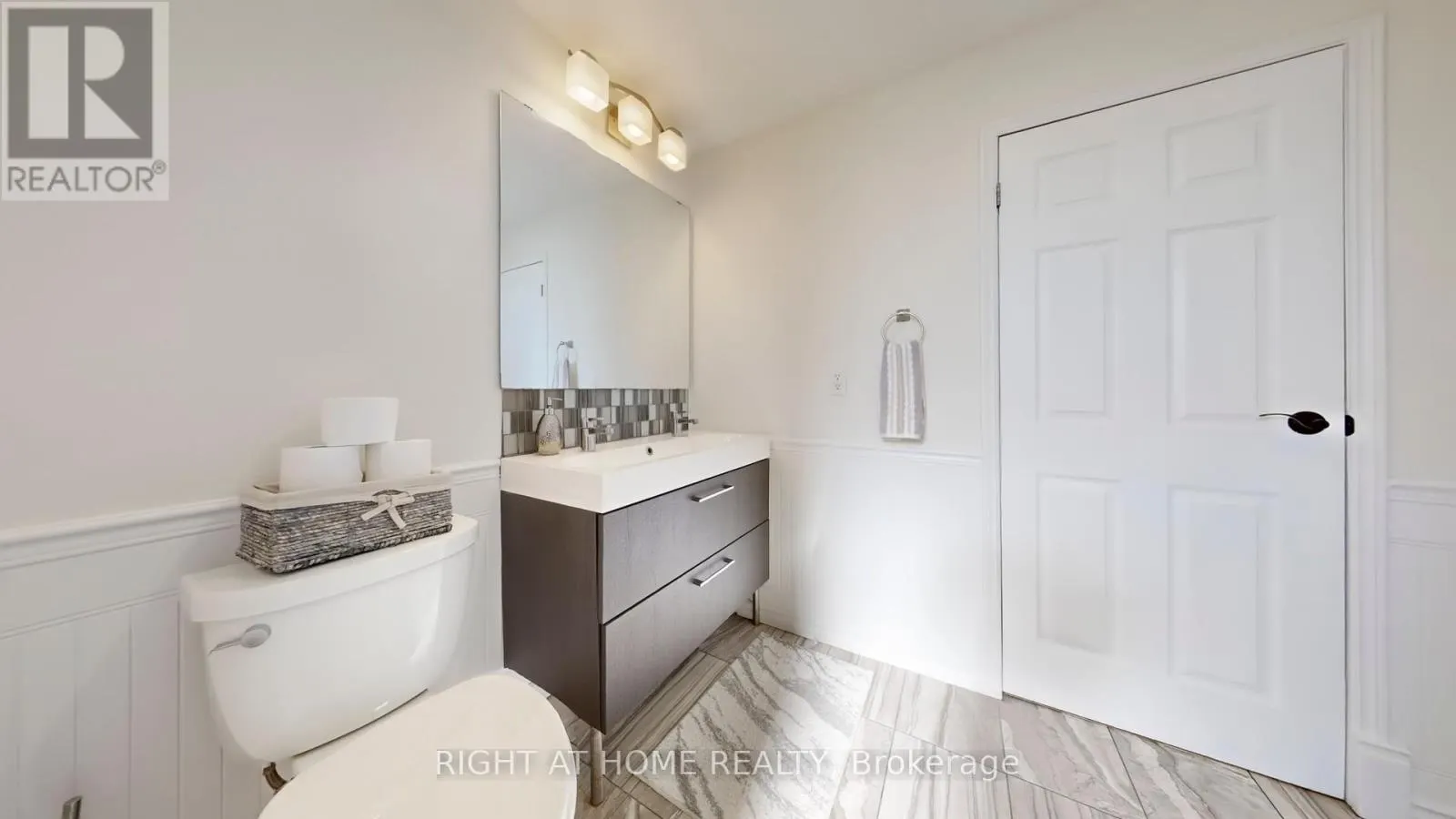 293 CEDARHOLME AVENUE