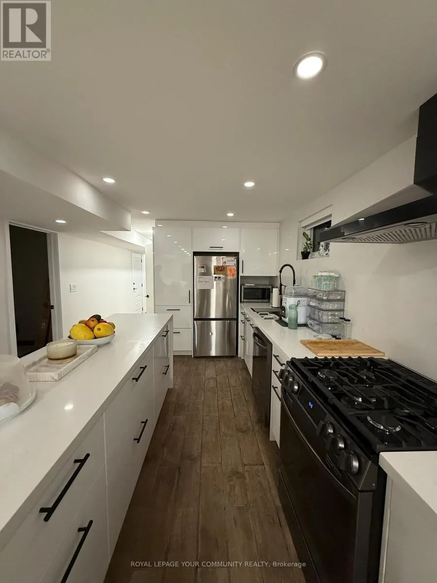 LOWER - 89 MAPLEGROVE AVENUE