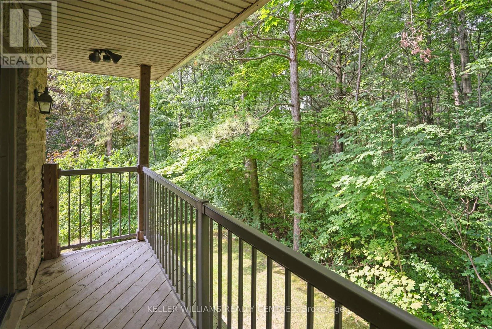 6 COUNTRY HEIGHTS DRIVE