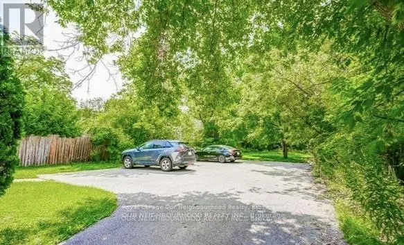 81 WELLINGTON STREET E