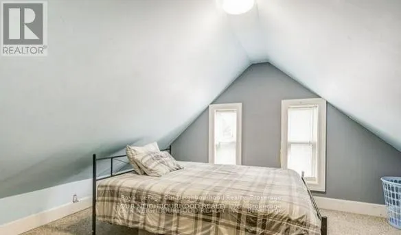 81 WELLINGTON STREET E