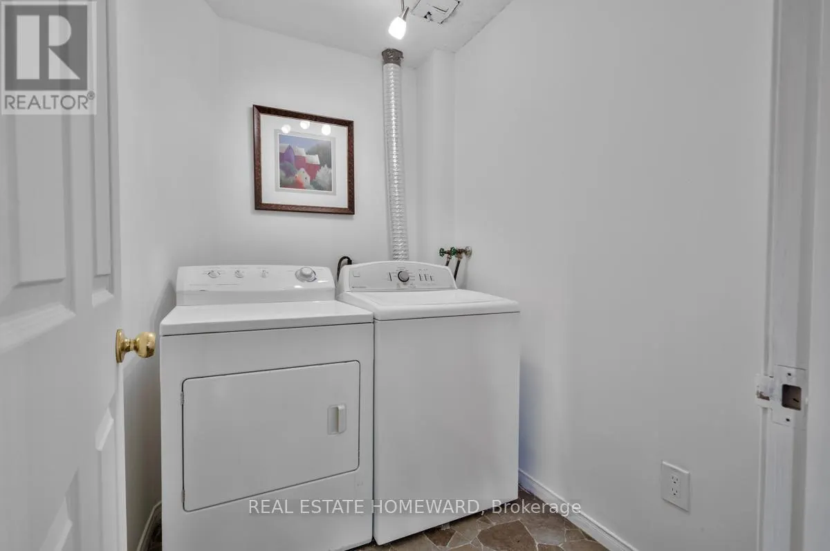 208 - 111 GREW BOULEVARD