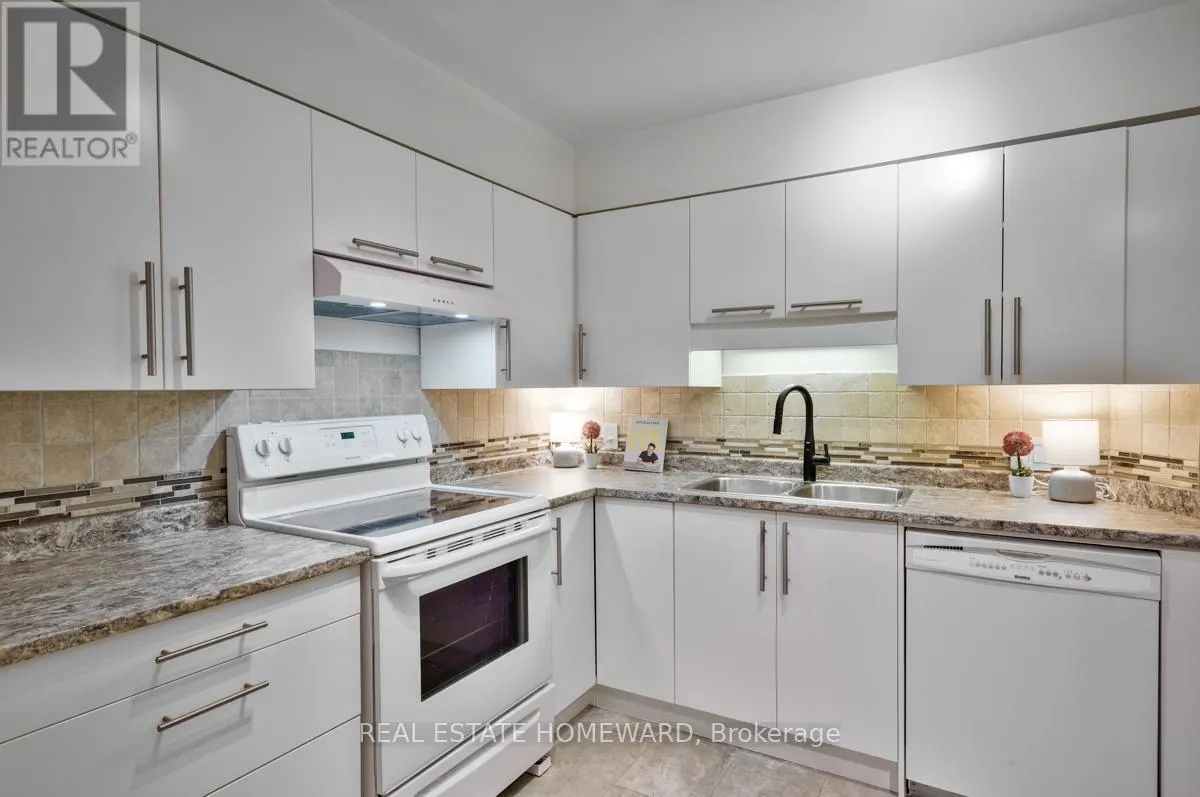 208 - 111 GREW BOULEVARD