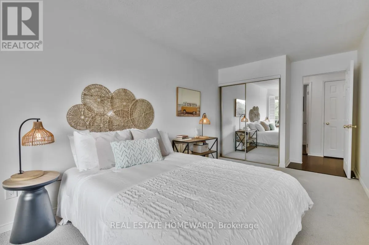 208 - 111 GREW BOULEVARD