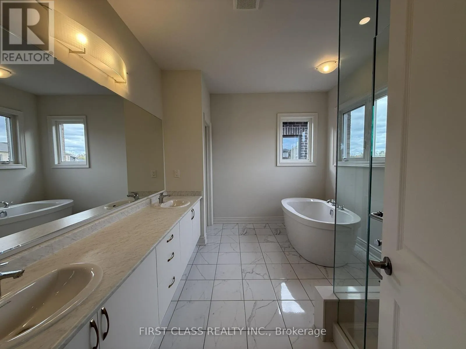 93 BOCCELLA CRESCENT