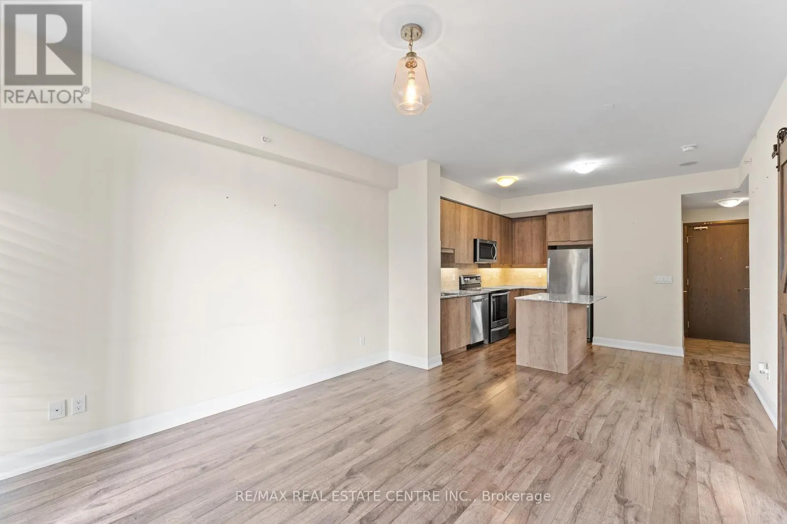 3004 - 2910 HIGHWAY 7 ROAD W