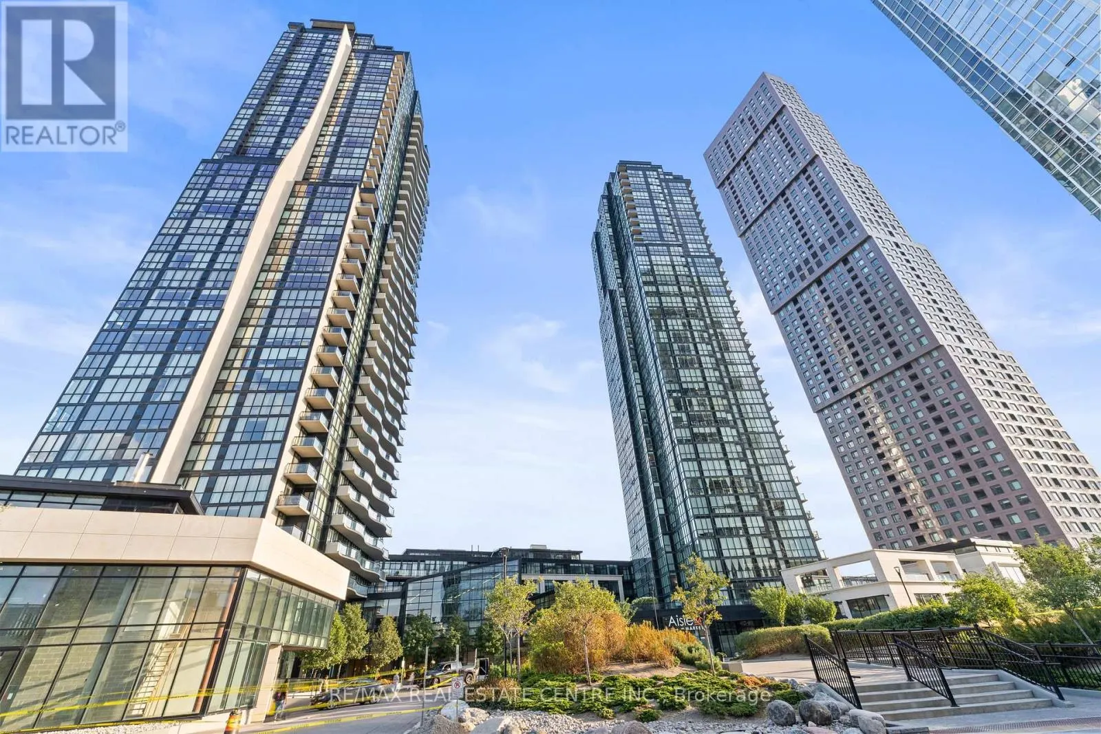 3004 - 2910 HIGHWAY 7 ROAD W