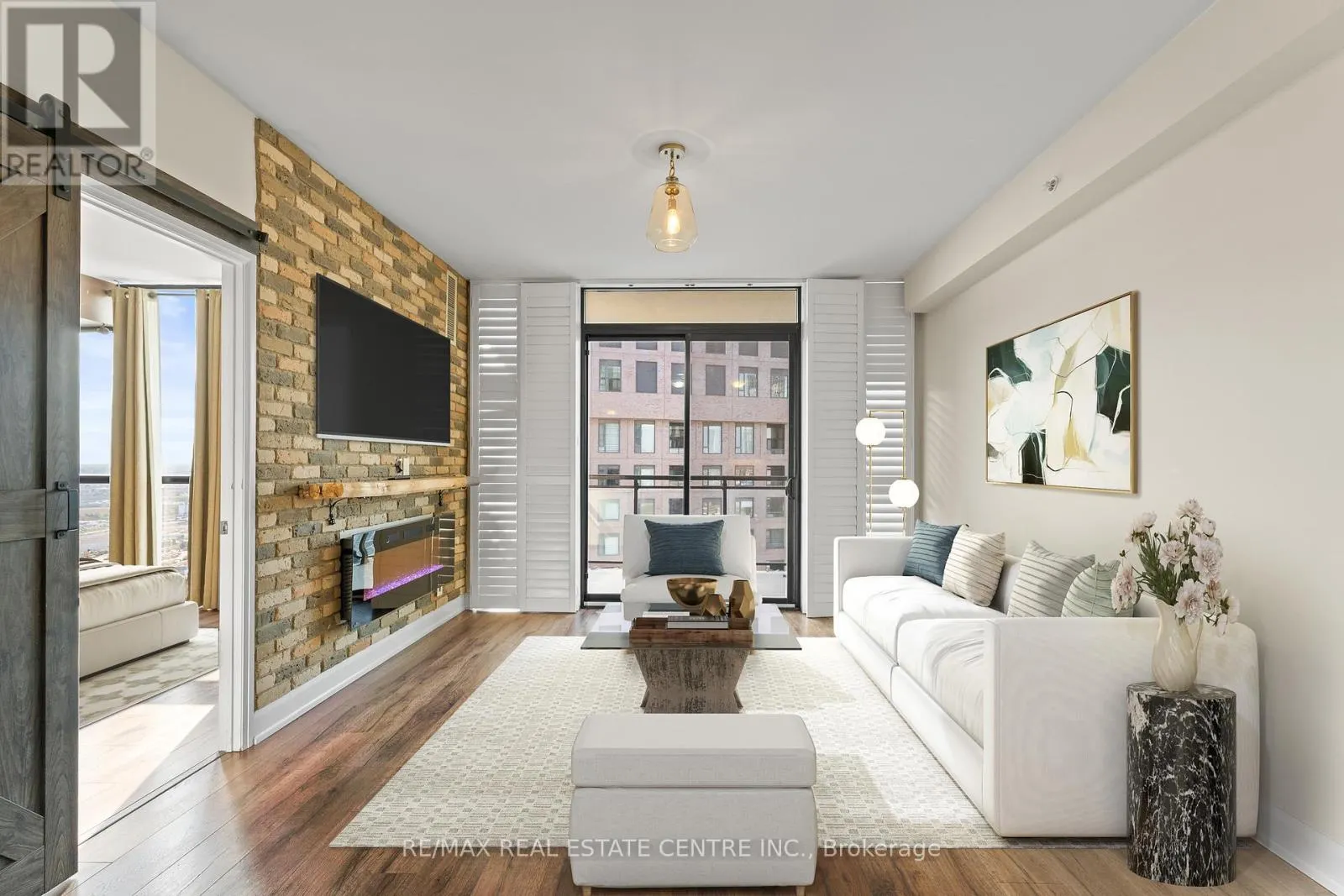 3004 - 2910 HIGHWAY 7 ROAD W