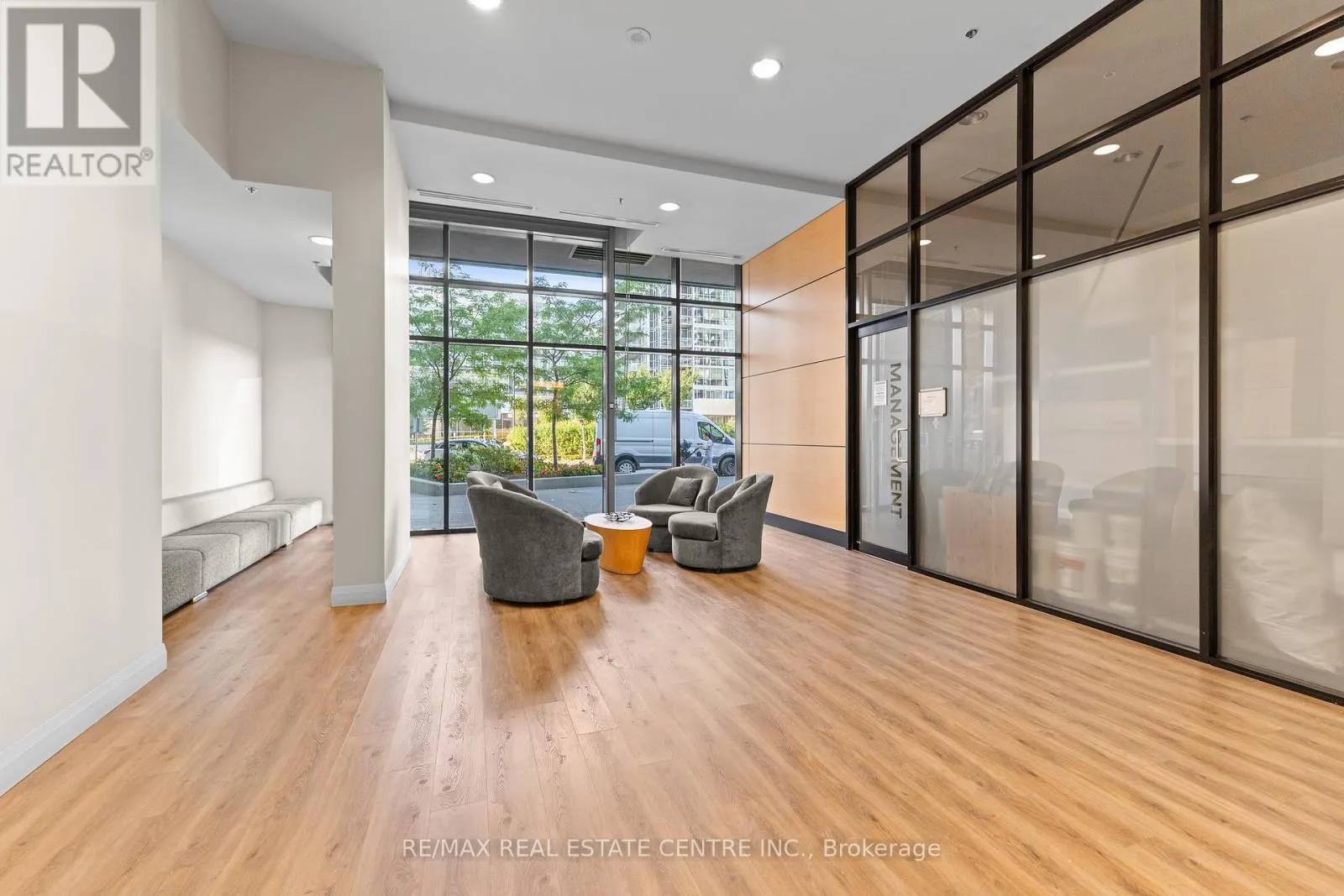 3004 - 2910 HIGHWAY 7 ROAD W