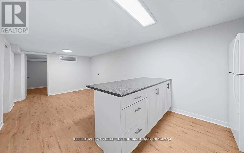 LOWER - 86 MORGAN AVENUE