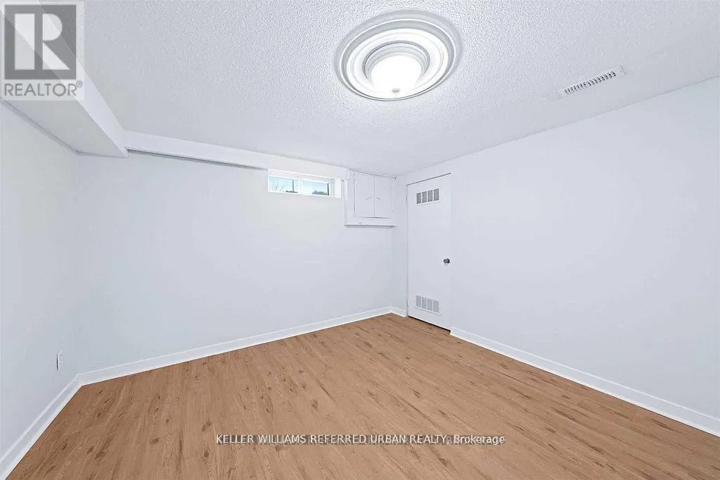 LOWER - 86 MORGAN AVENUE