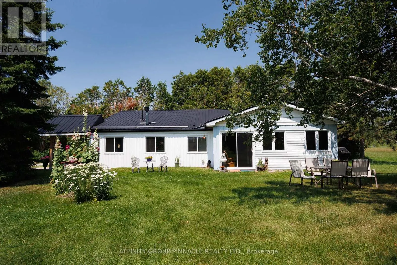 B1710 CONC RD 8 THORAH ROAD