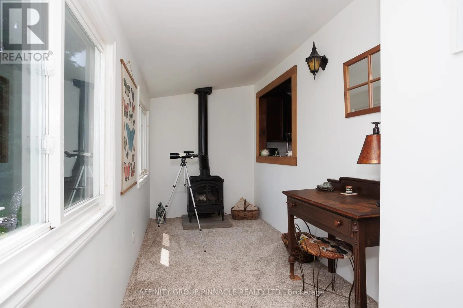 B1710 CONC RD 8 THORAH ROAD