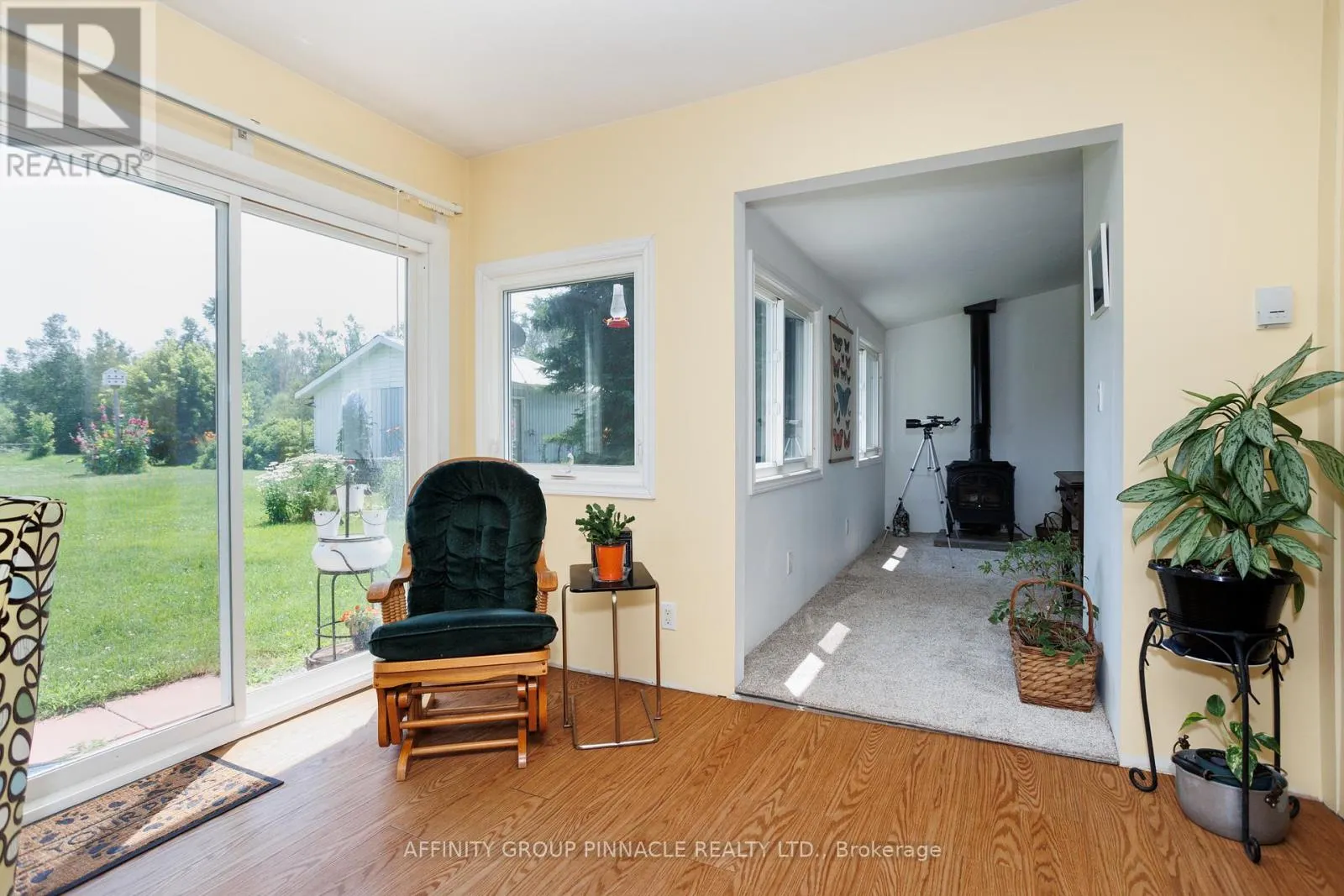 B1710 CONC RD 8 THORAH ROAD