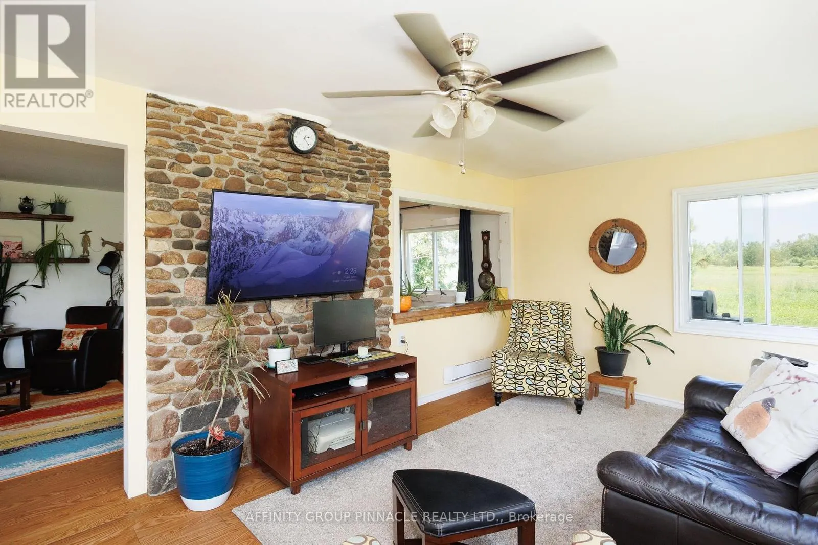 B1710 CONC RD 8 THORAH ROAD