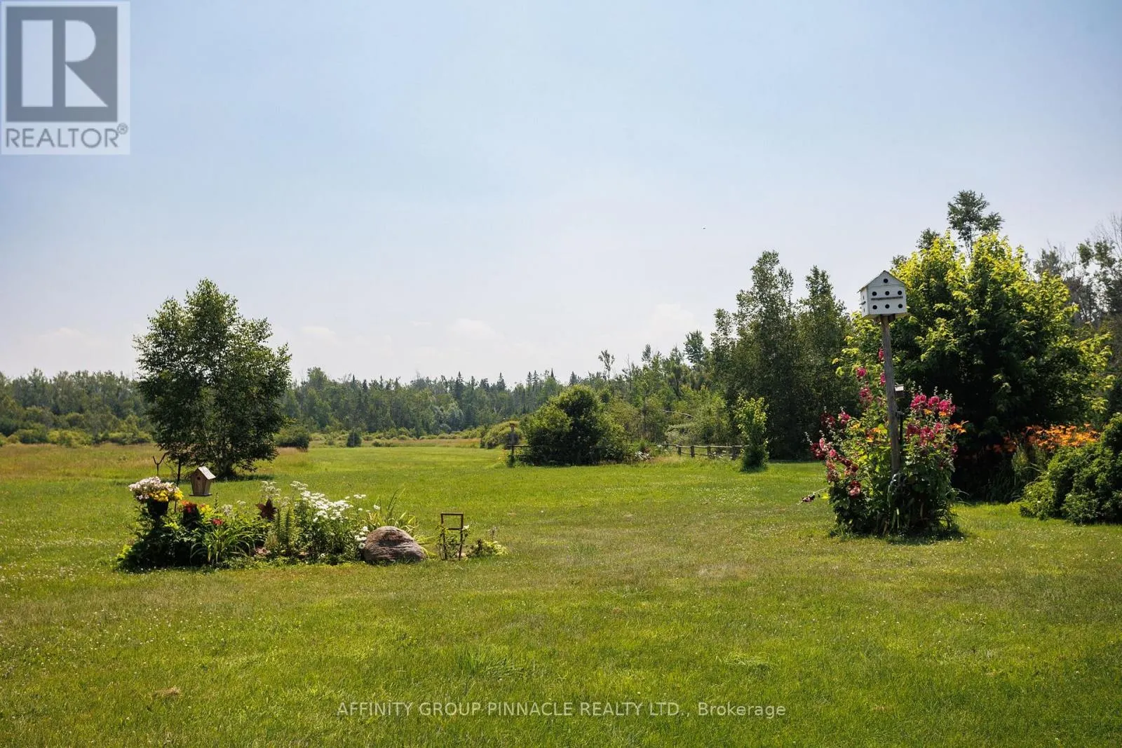 B1710 CONC RD 8 THORAH ROAD