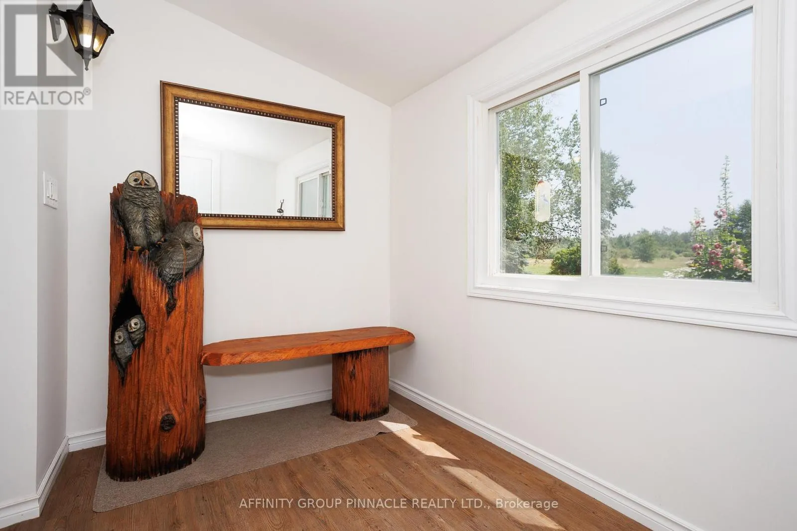 B1710 CONC RD 8 THORAH ROAD