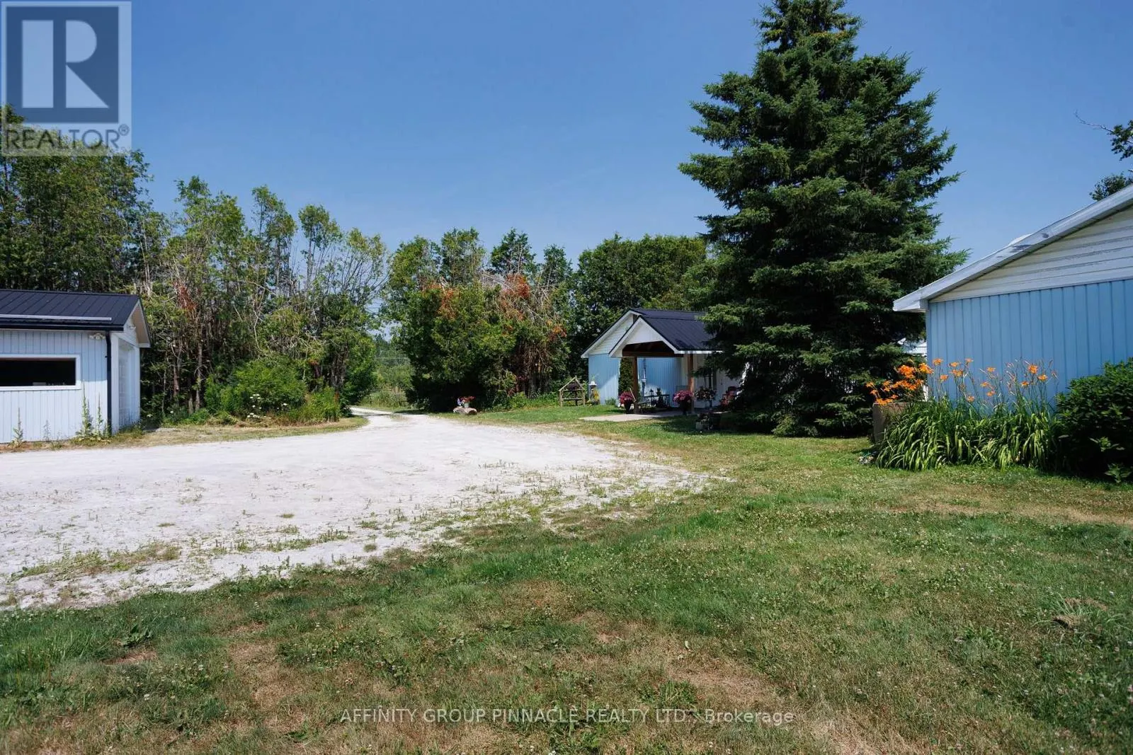 B1710 CONC RD 8 THORAH ROAD