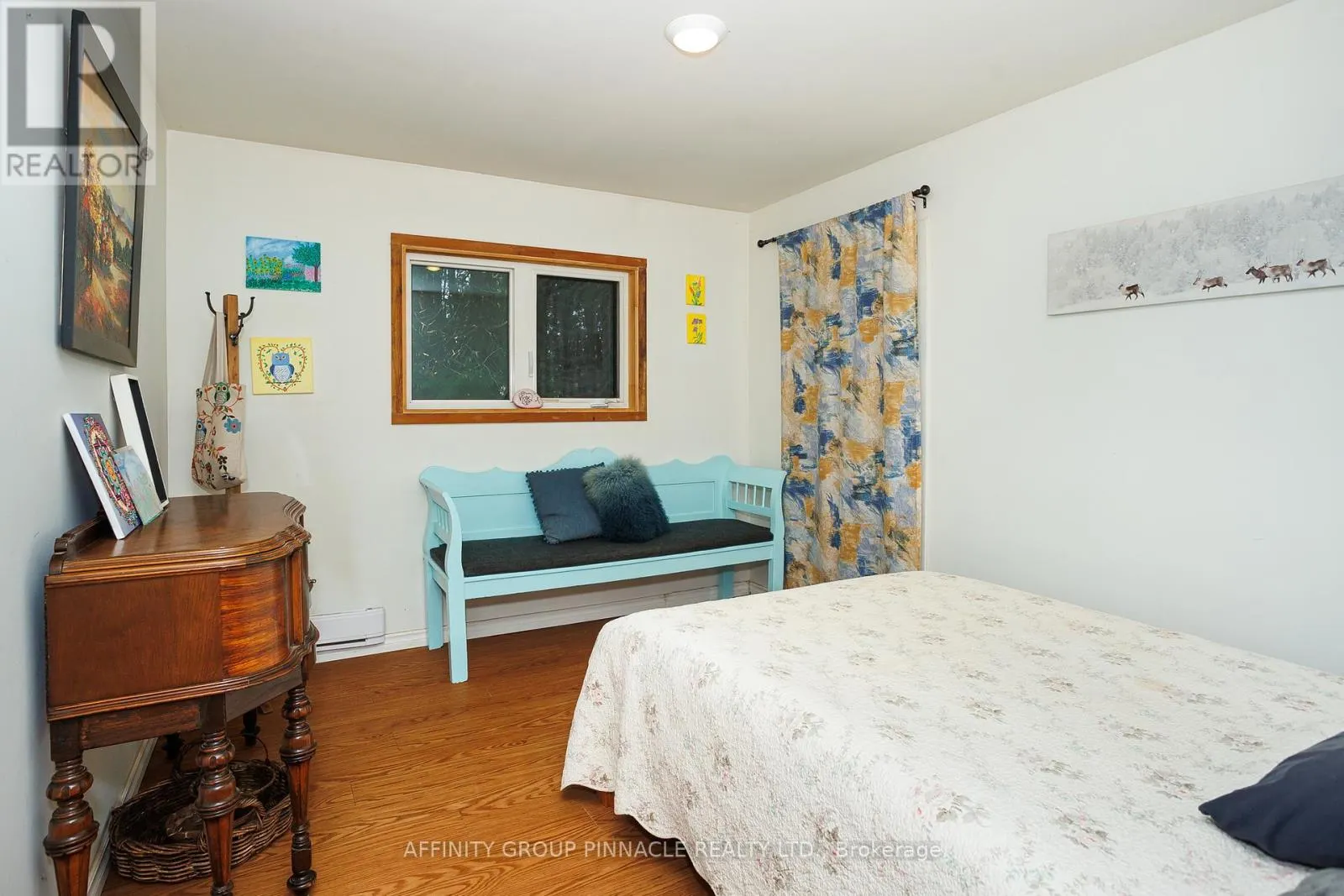 B1710 CONC RD 8 THORAH ROAD