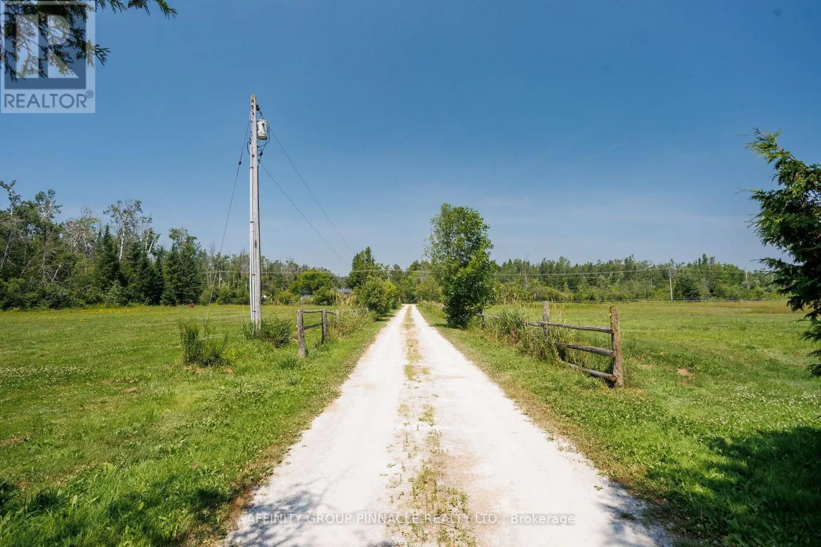 B1710 CONC RD 8 THORAH ROAD