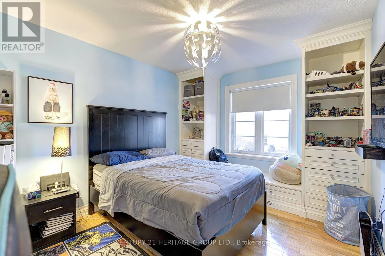 530 VELLORE WOODS BOULEVARD