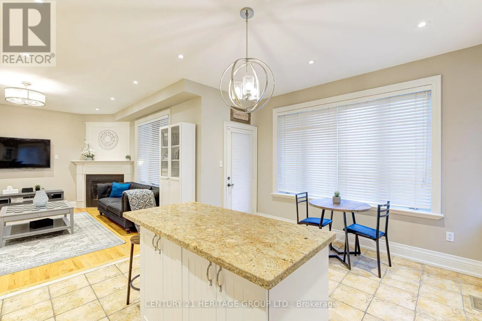 530 VELLORE WOODS BOULEVARD