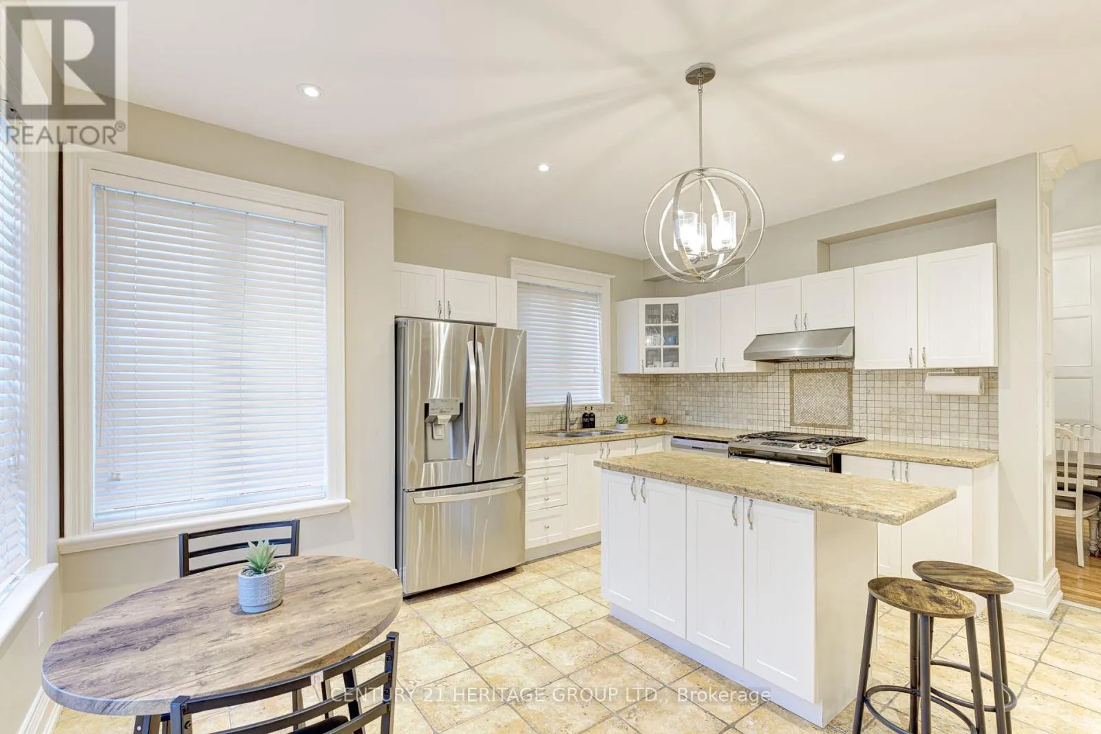 530 VELLORE WOODS BOULEVARD