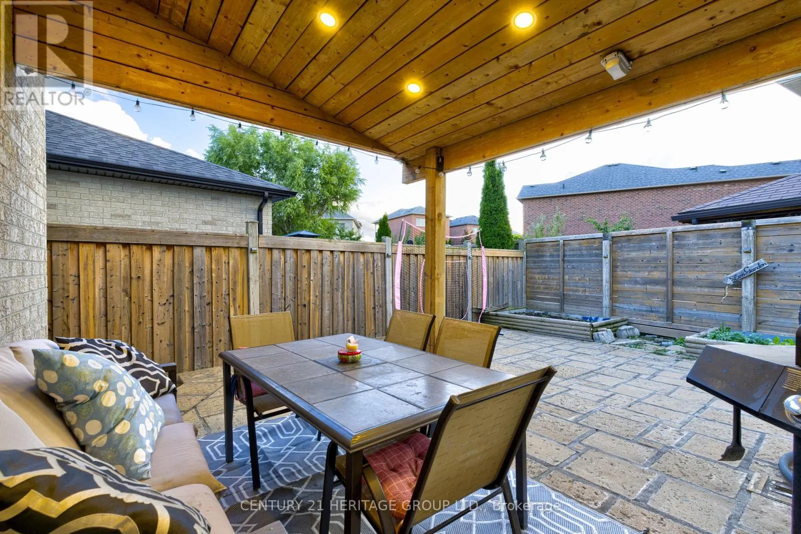 530 VELLORE WOODS BOULEVARD