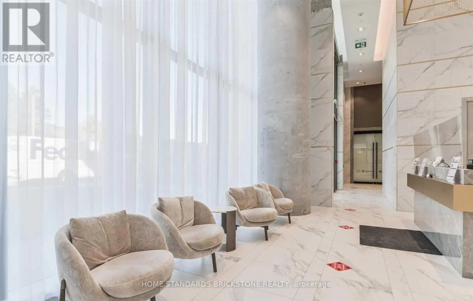 2605 - 898 PORTAGE PARKWAY