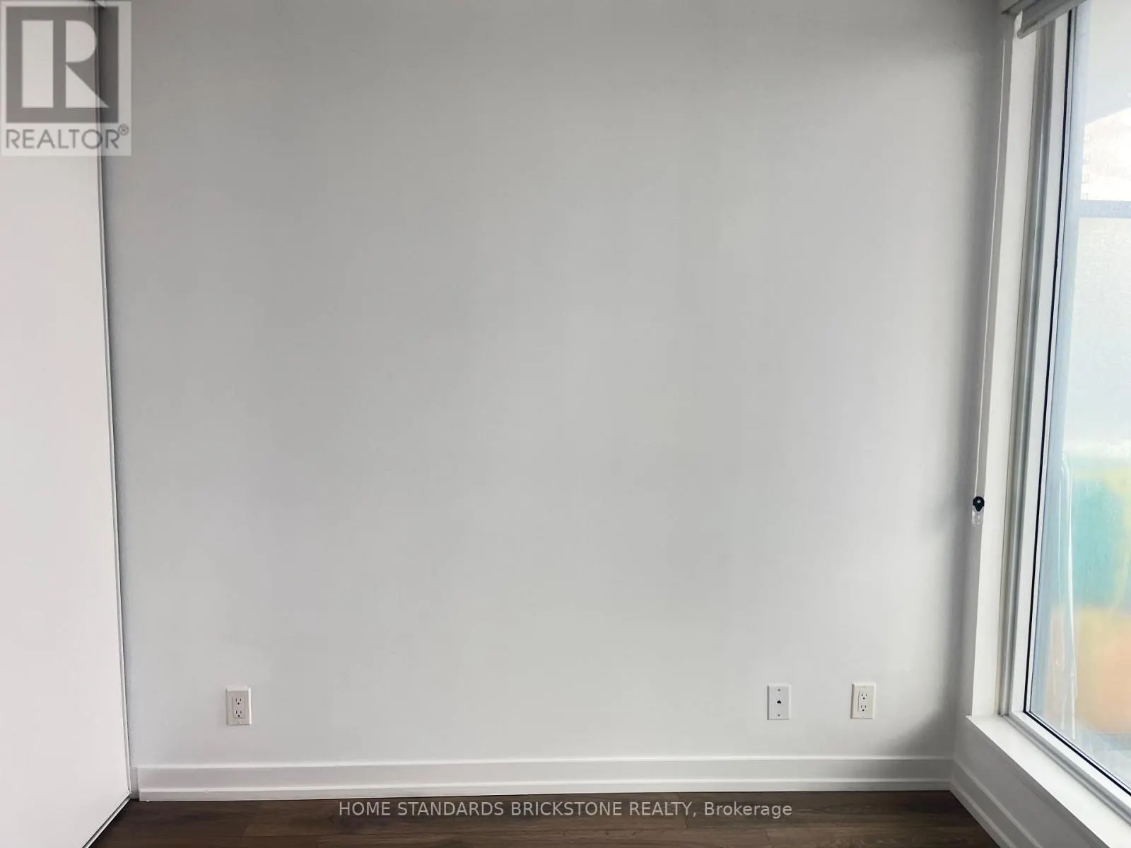 2605 - 898 PORTAGE PARKWAY