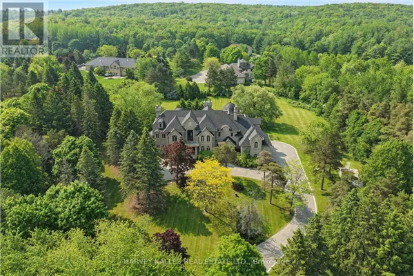 443 DEARBOURNE AVENUE