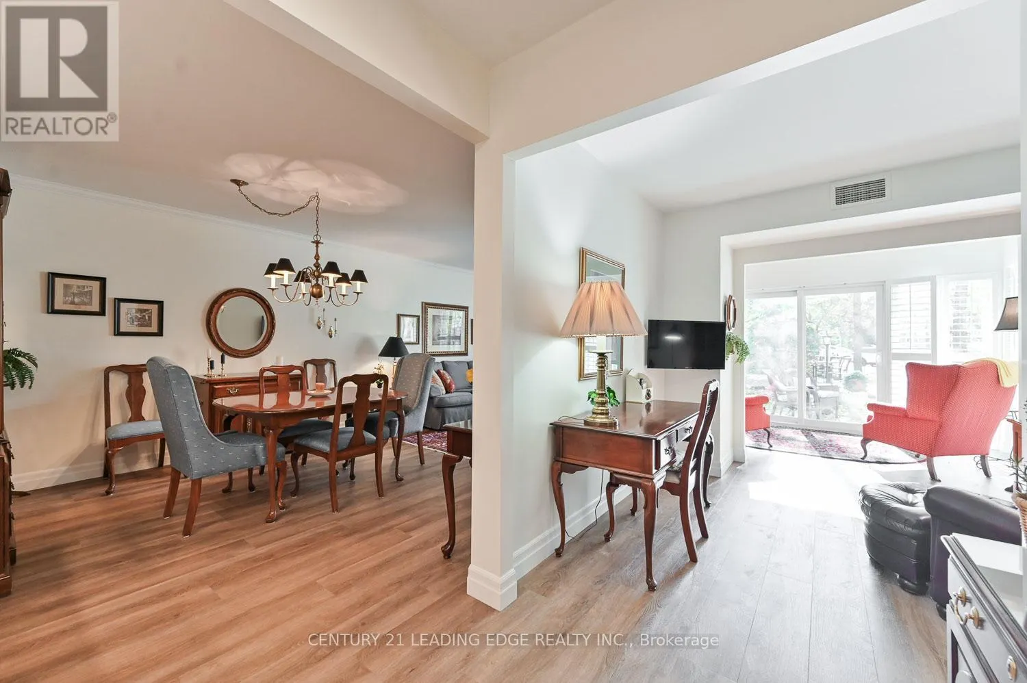 105 - 100 ANNA RUSSELL WAY