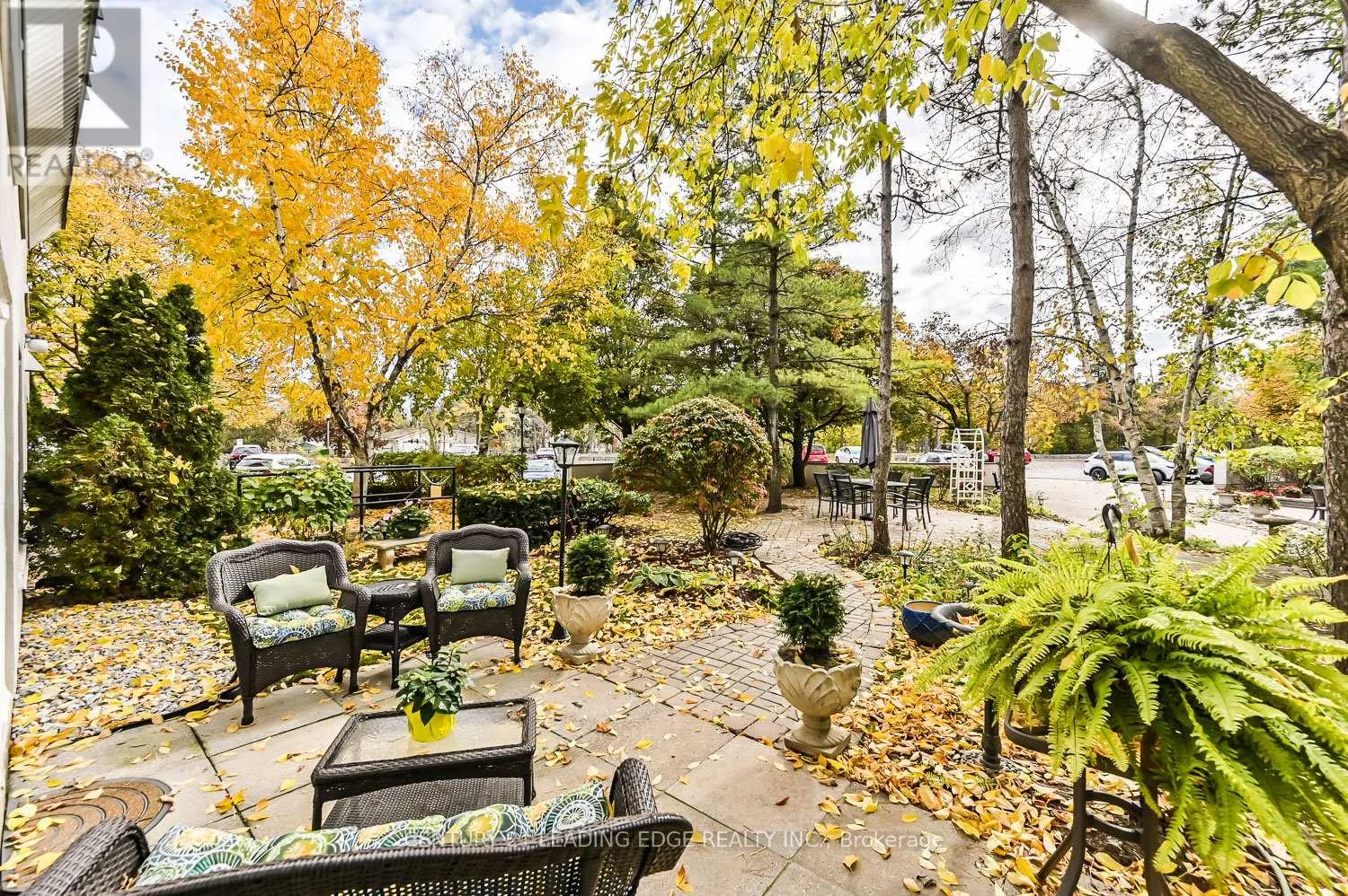 105 - 100 ANNA RUSSELL WAY