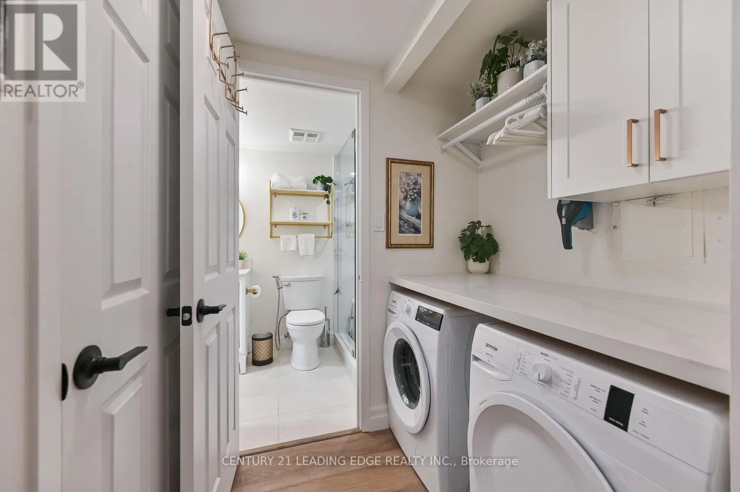 105 - 100 ANNA RUSSELL WAY