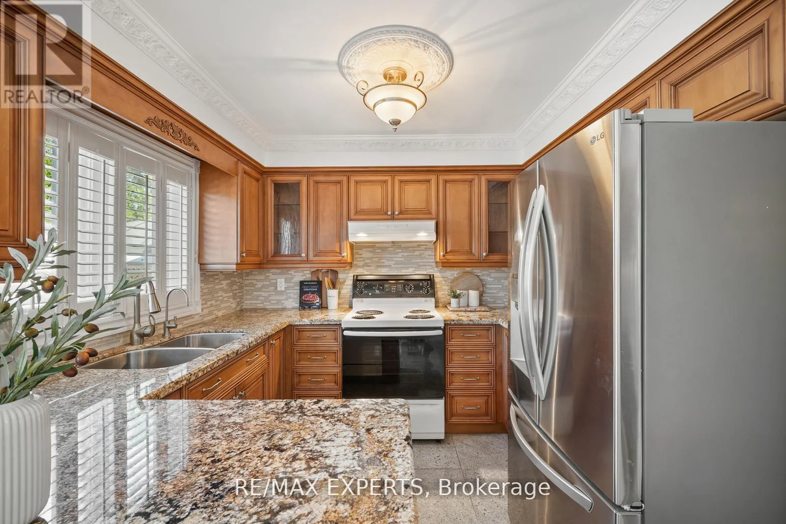 118 CHANCELLOR DRIVE