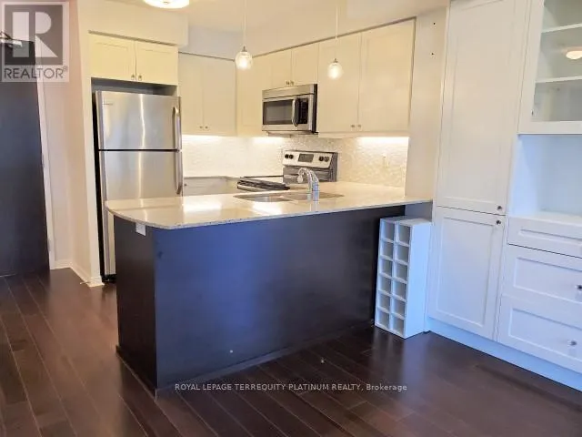 212 - 73 KING WILLIAM CRESCENT