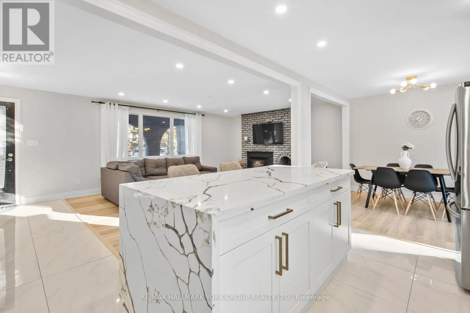 96 RIVERVIEW BEACH ROAD