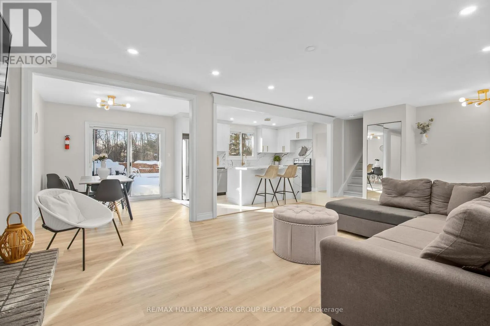 96 RIVERVIEW BEACH ROAD