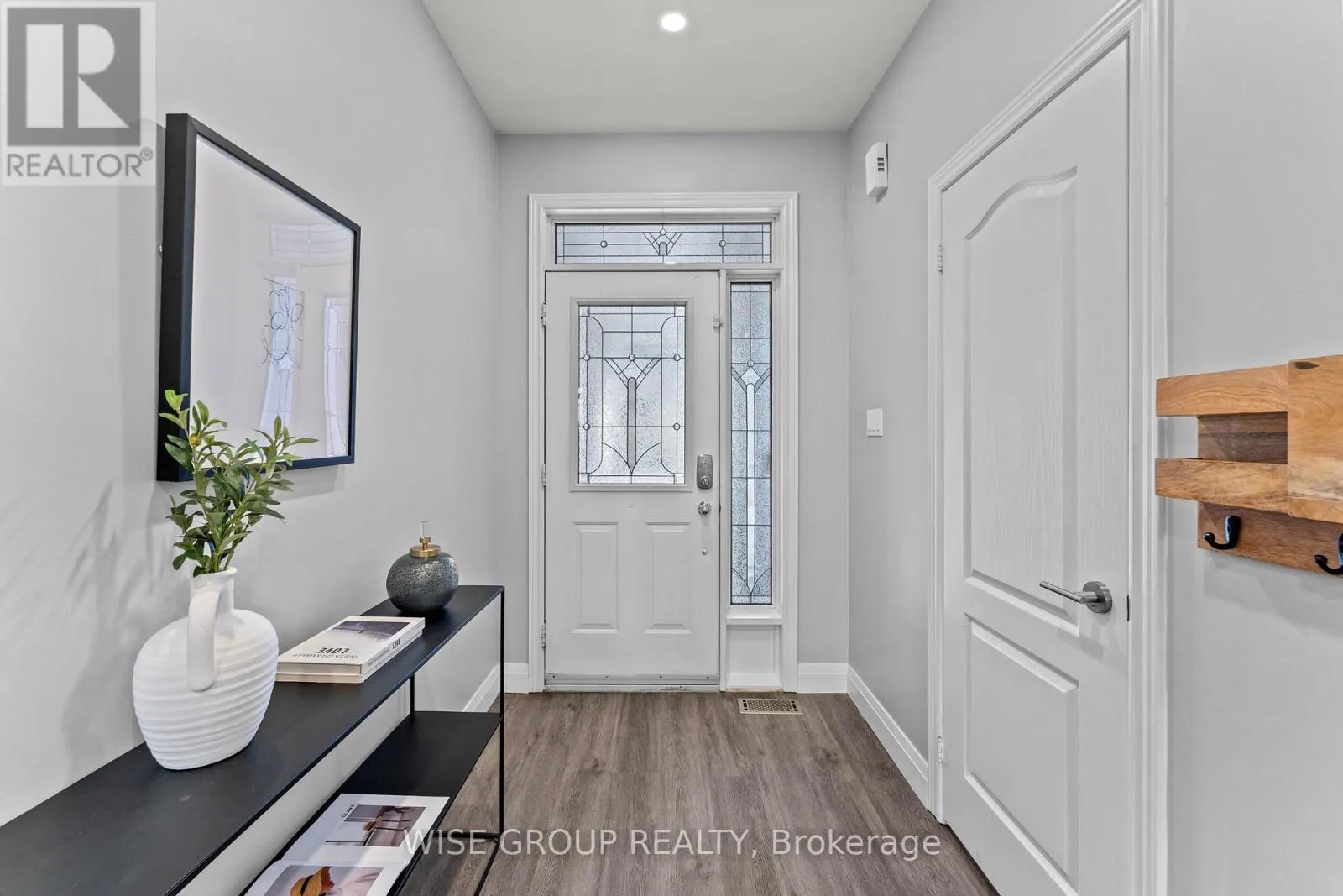 125 MISTYWOOD CRESCENT