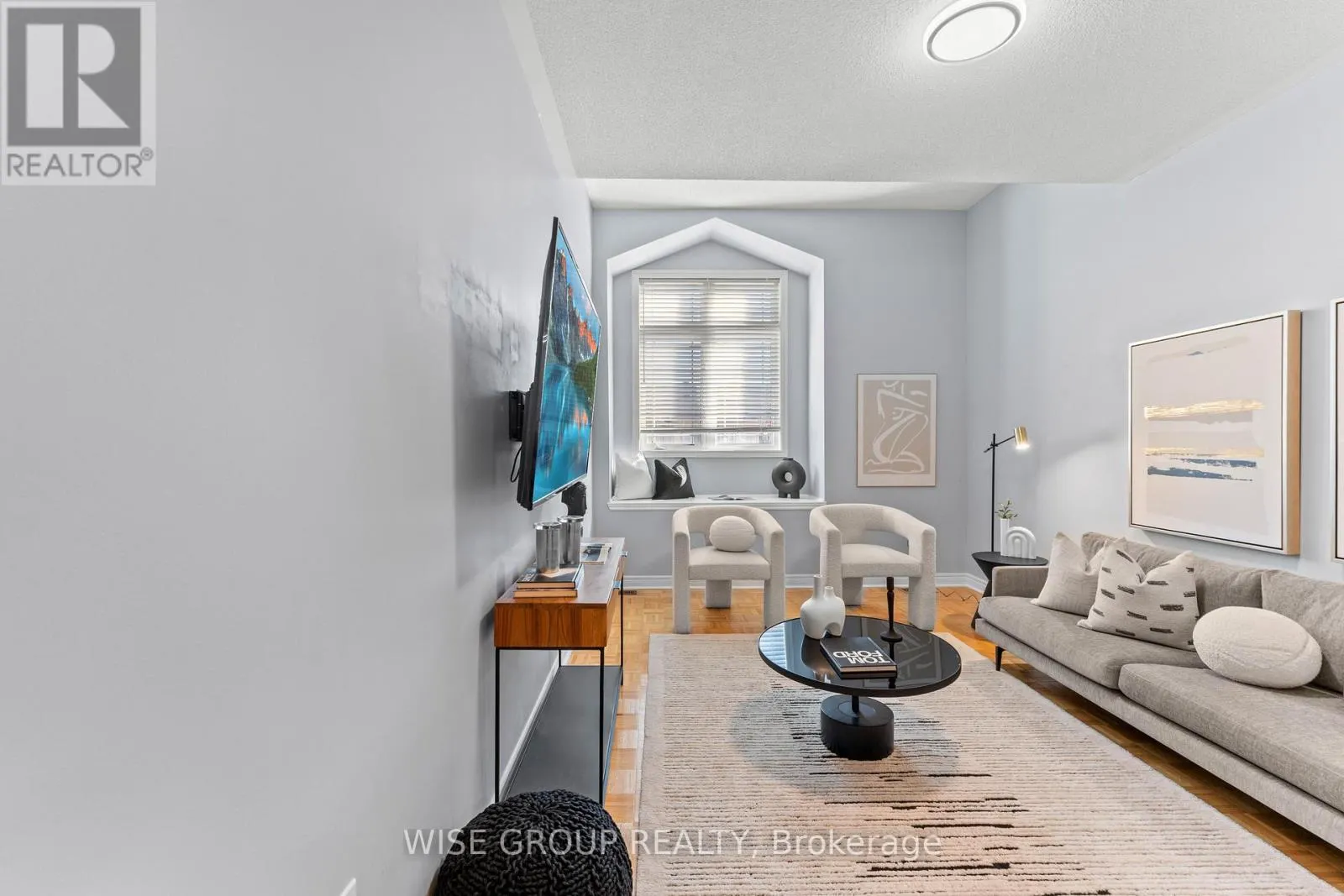 125 MISTYWOOD CRESCENT