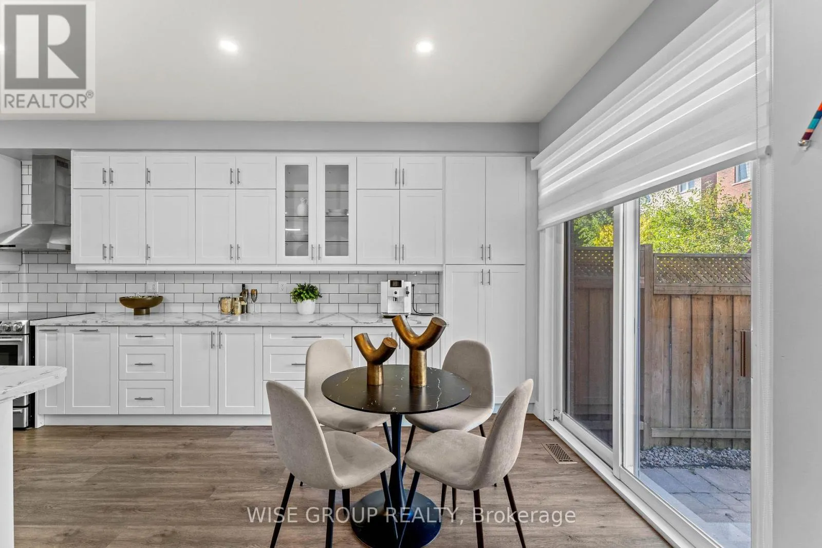 125 MISTYWOOD CRESCENT