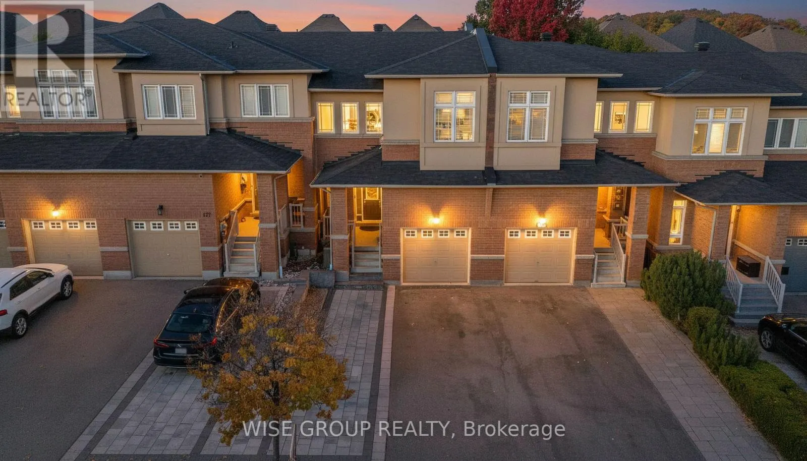 125 MISTYWOOD CRESCENT