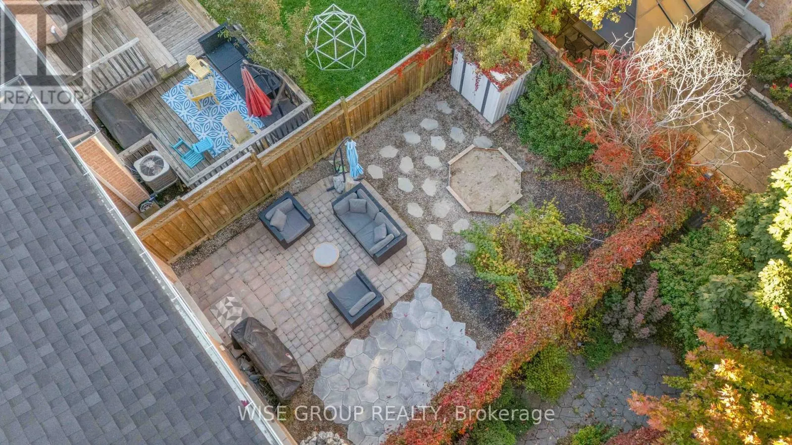 125 MISTYWOOD CRESCENT