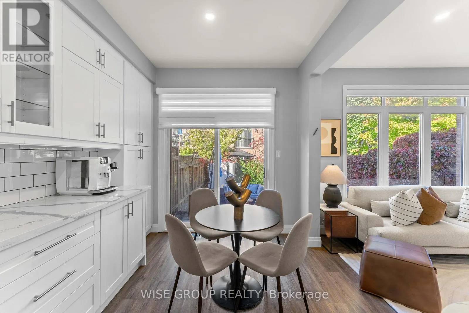 125 MISTYWOOD CRESCENT