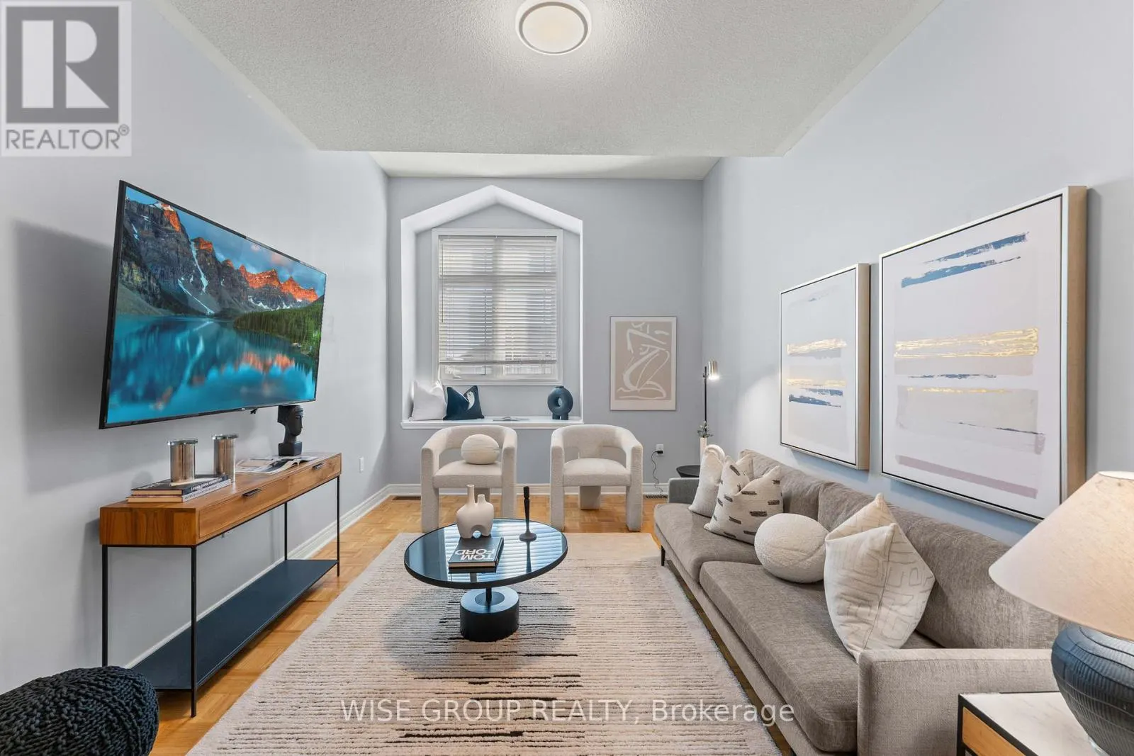 125 MISTYWOOD CRESCENT