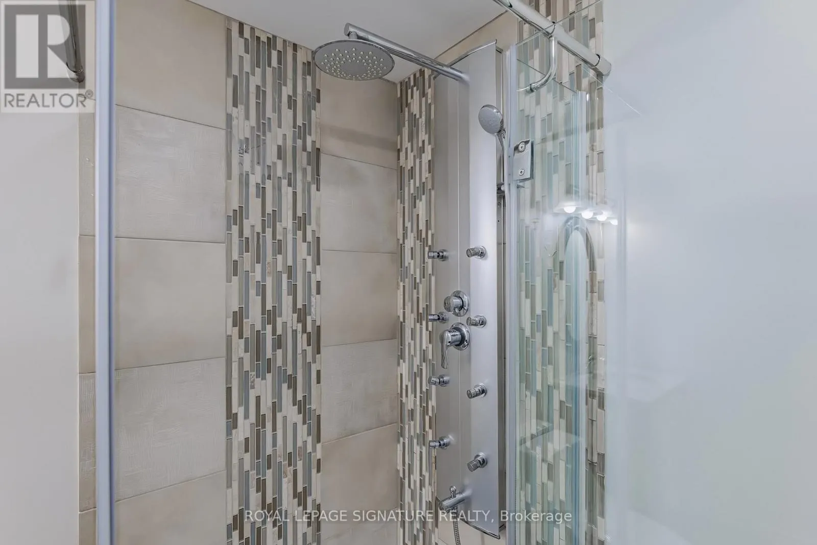 LOWER - 35 GRANGE DRIVE