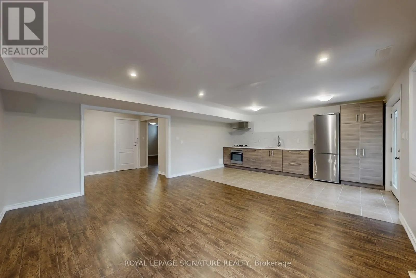 LOWER - 35 GRANGE DRIVE